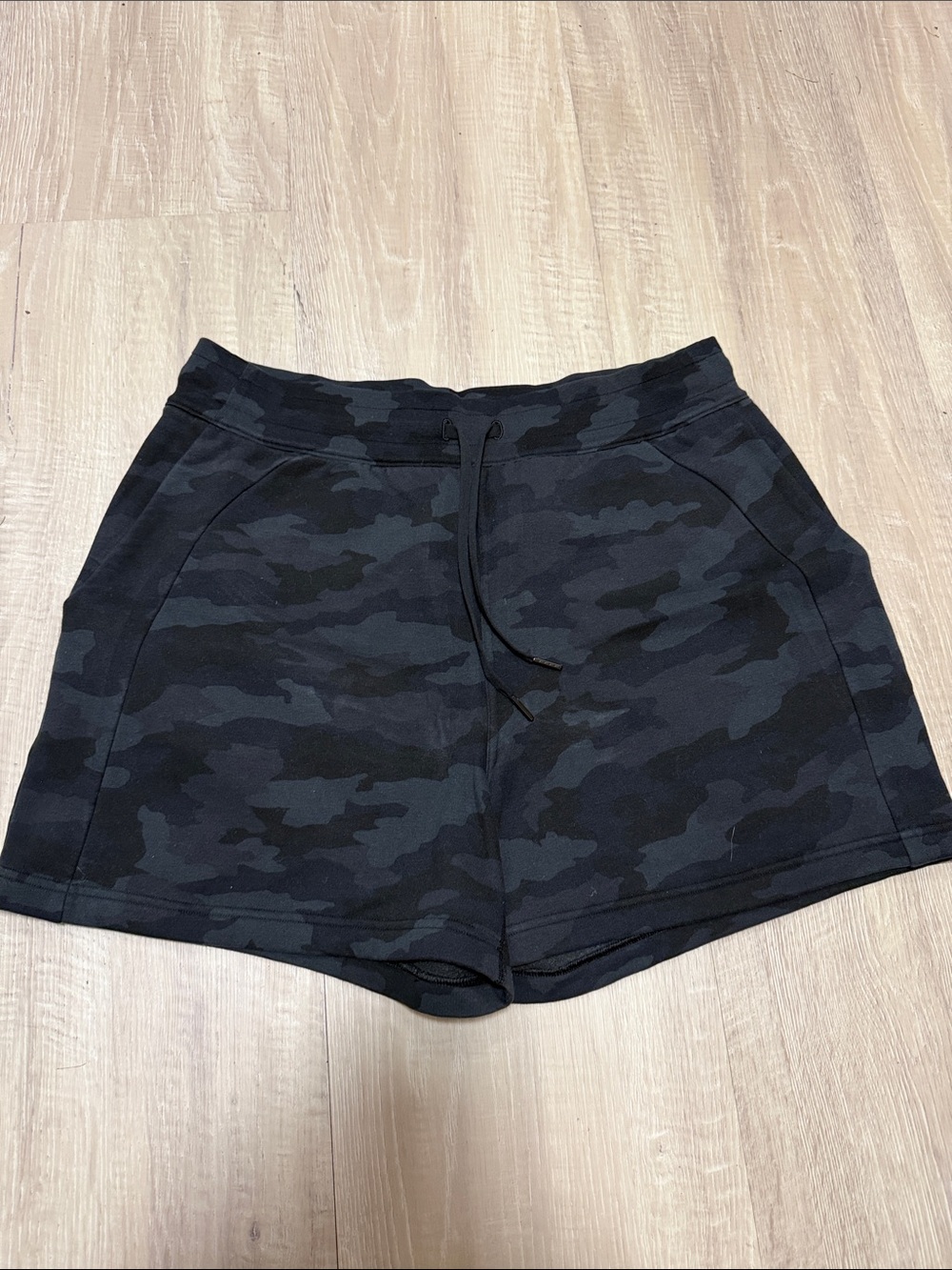 Lululemon HR Scuba Short